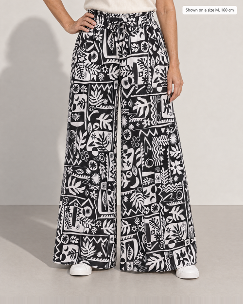 Astrid High-Waisted Wide Leg Trousers - Adeline studio, shown on a size M, 160 cm