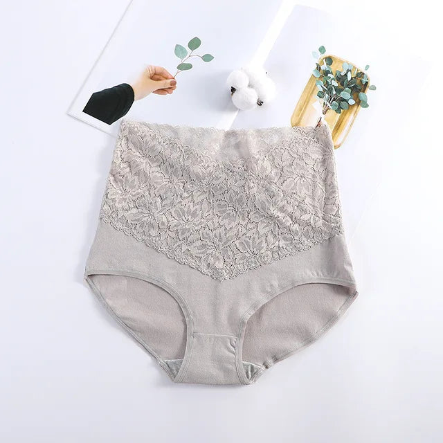 Loise Lace Shaping Briefs 2+3 FREE