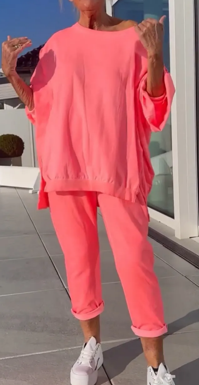 Teresa Vibrant Lounge Set