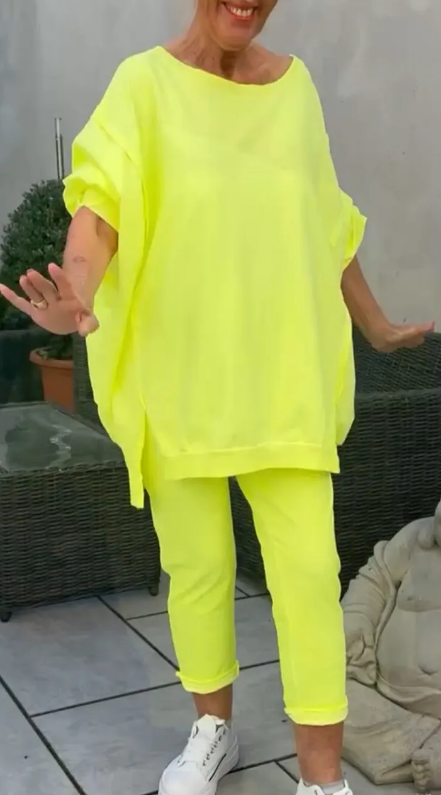 Teresa Vibrant Lounge Set
