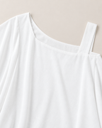 Anya Effortless Flowy Blouse - detail of the neckline, White