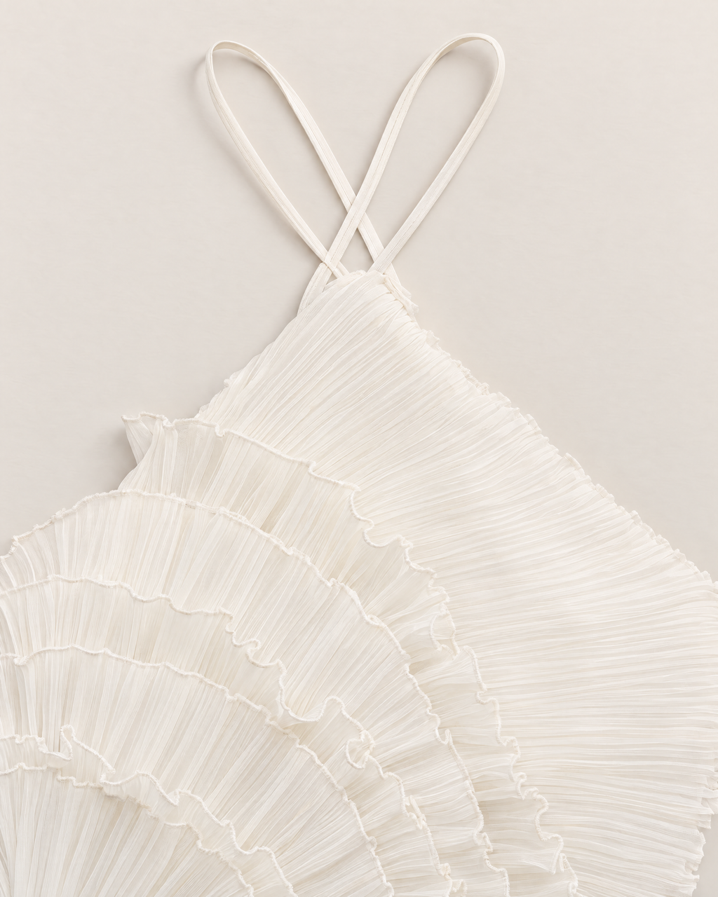 Cassia Chic Pleated Halter Midi Dress - detail of the neckline, White