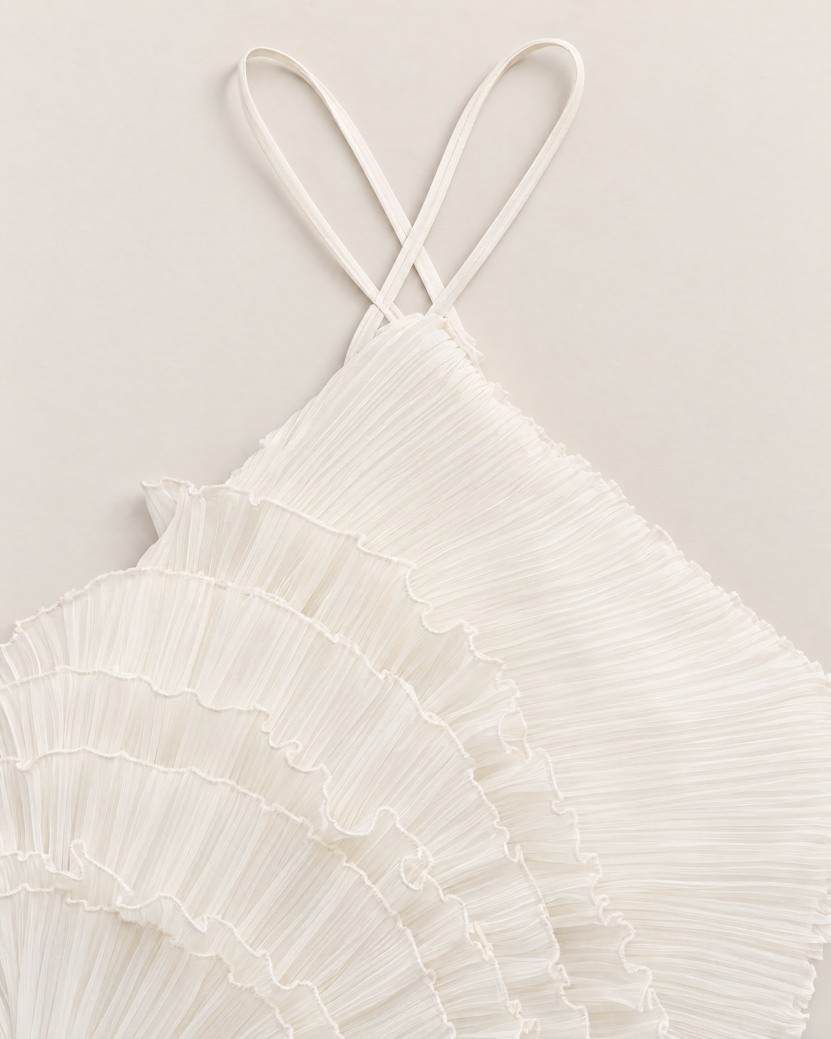 Cassia Chic Pleated Halter Midi Dress - detail of the neckline, White