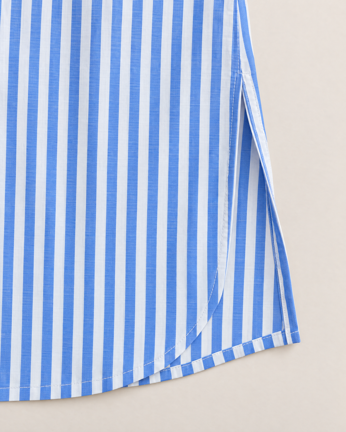 Jacqueline Striped Shirt Dress - detail of the fabric and side edge, Blue